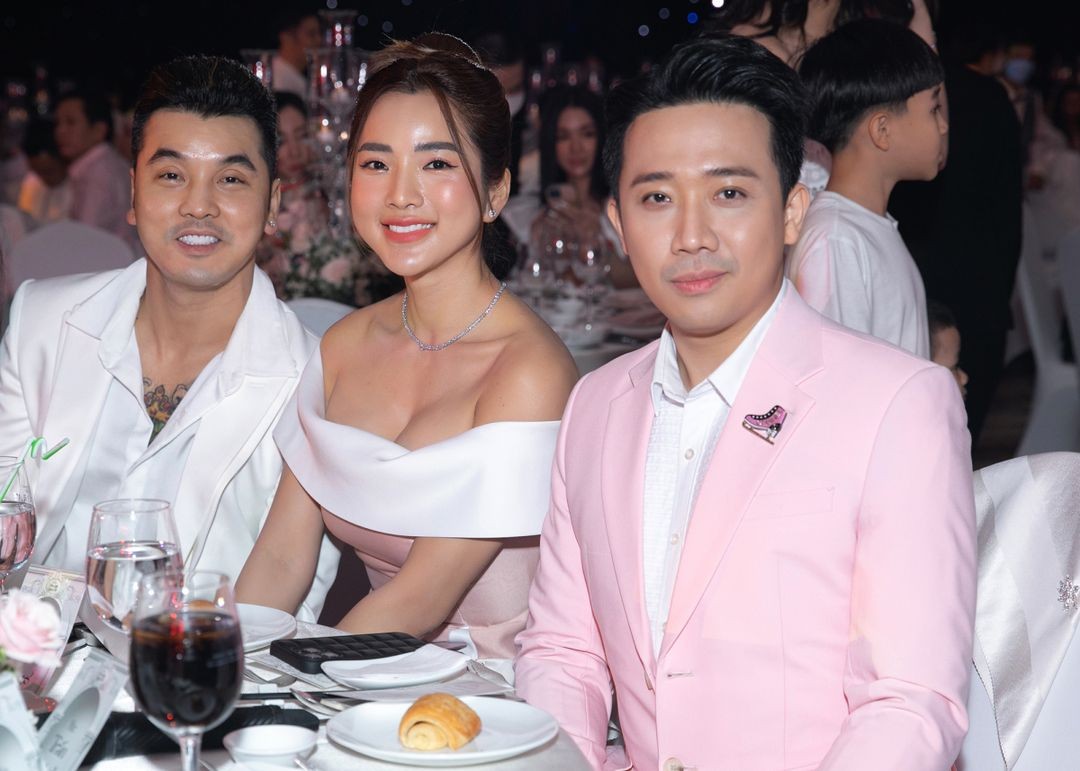 Dàn sao 'khủng' dự đám cưới Phan Hiển - Khánh Thi