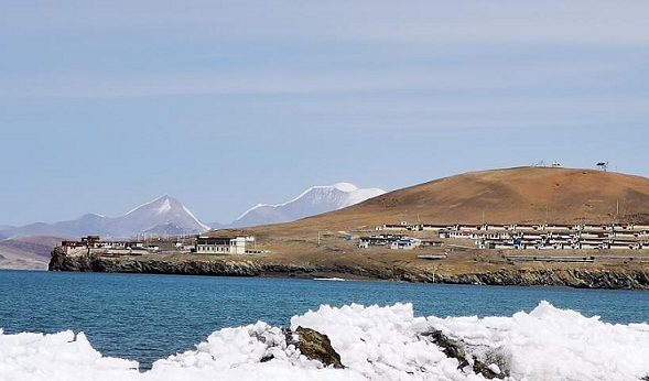 Trung Quốc: Ngôi làng đẹp như thiên đường nhưng thiếu oxy, khoảng 100 người đang sinh sống