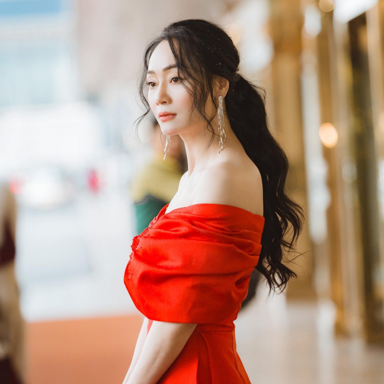 Sao Việt: Hoa hậu Đỗ Thị Hà...