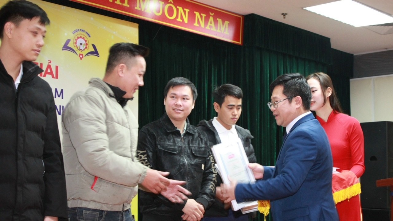 Trao giải cuộc thi viết về ngành đồ uống