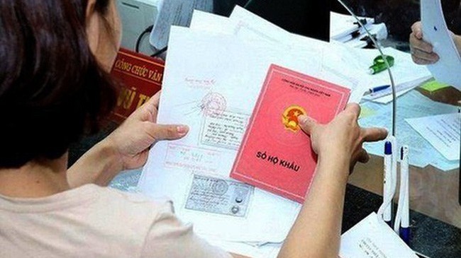 Sổ hộ khẩu chính thức hết giá trị từ 1/1/2023, những thủ tục nào sẽ thay thế khi thực hiện thủ tục hành chính