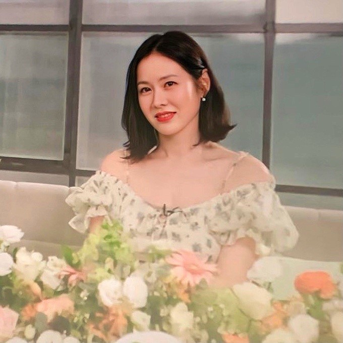 Nữ diễn viên Son Ye Jin lần đầu khoe quý tử cùng lời chúc Giáng Sinh Nữ diễn viên Son Ye Jin lần đầu khoe quý tử