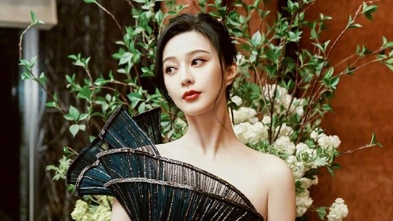 Phạm Băng Băng hé lộ bí quyết chăm sóc da trong mùa Đông lạnh