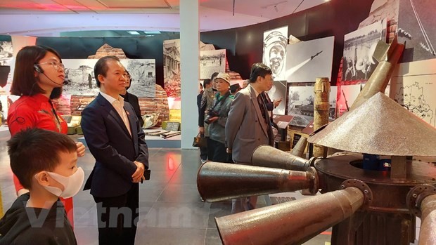 Trưng bày tái hiện hào khí thủ đô Hà Nội cách đây 50 năm Trưng bày tái hiện hào khí thủ đô Hà Nội cách đây 50 năm