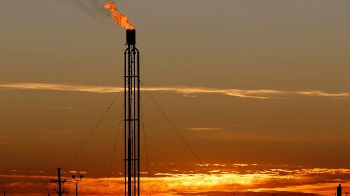 Giá xăng dầu hôm nay 24/1: Dầu Brent tăng nhẹ, dầu WTI giảm nhẹ