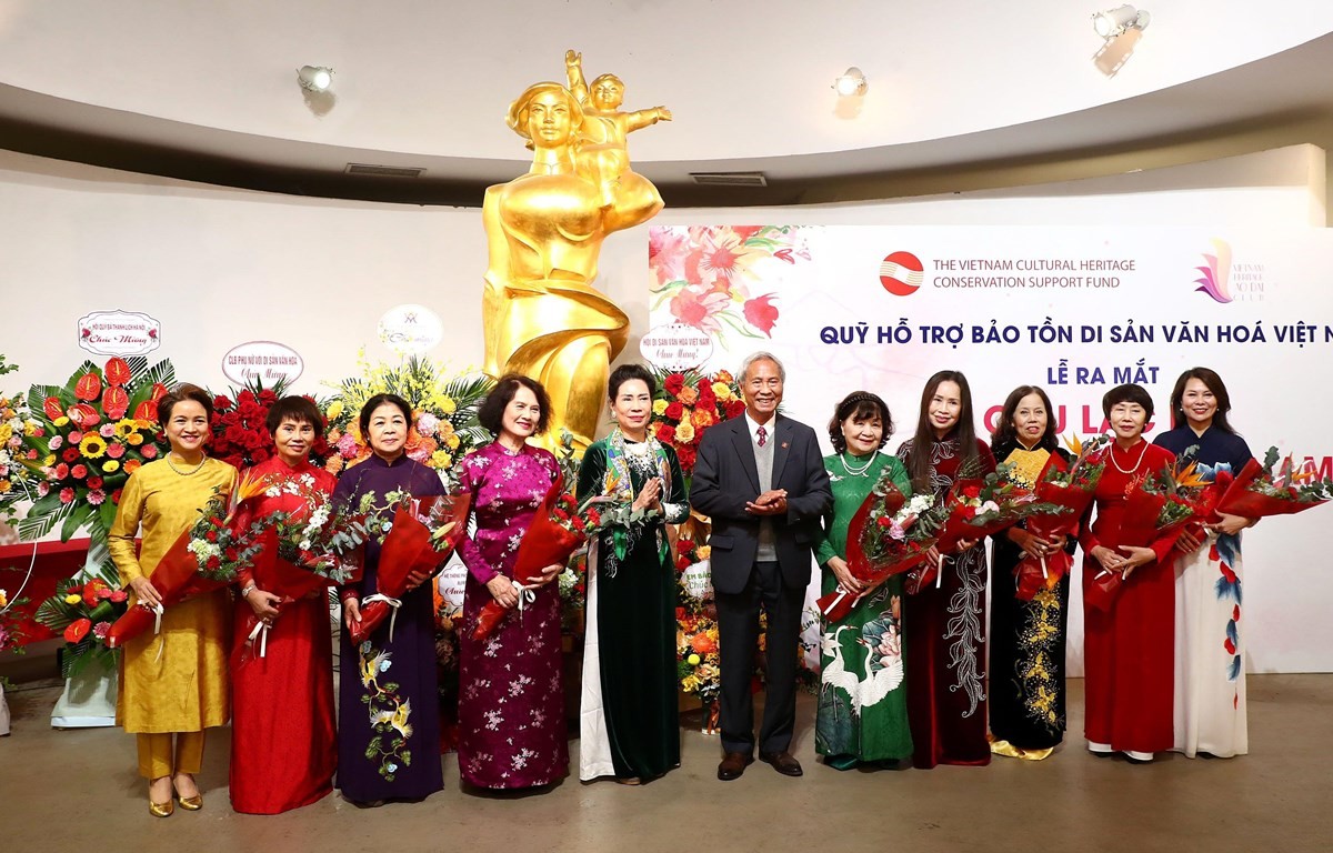 Ra mắt Câu lạc bộ Di sản Áo dài Việt Nam
