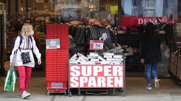 Doanh nghiệp Đức 'hy vọng khiêm tốn' cho năm 2023, Anh sắp chi 20 tỷ bảng Anh hỗ trợ các hóa đơn năng lượng