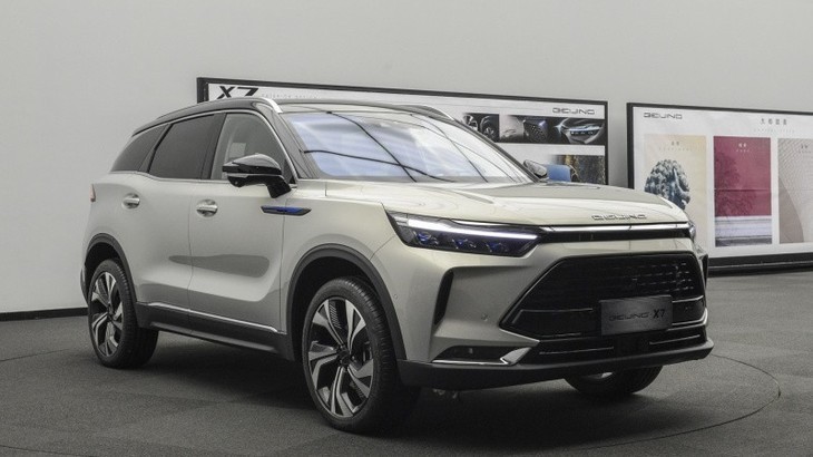 Cận cảnh Beijing X7 bản Standard và Deluxe tại Việt Nam