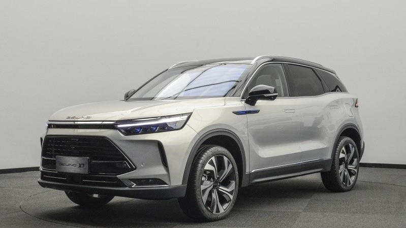 Cận cảnh Beijing X7 bản Standard và Deluxe tại Việt Nam