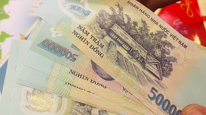 Thưởng Tết Dương lịch 2023, Tết Quý Mão cao nhất bao nhiêu?