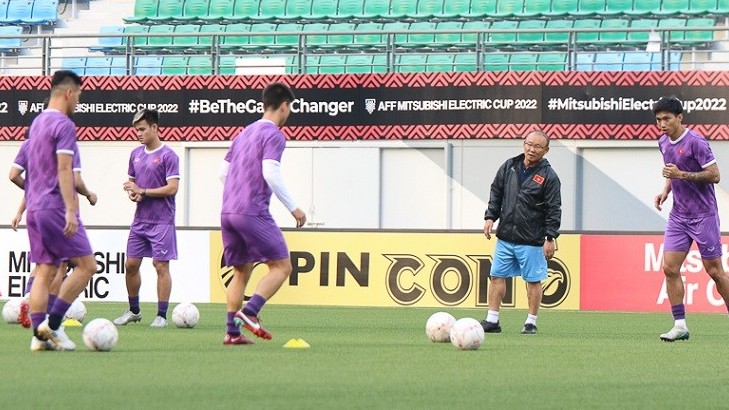 Việt Nam vs Singapore: Nhiều tờ báo dự đoán phần thắng nghiêng về các chiến binh sao vàng