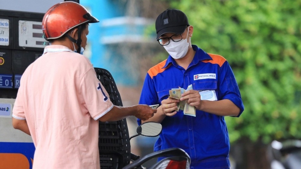 Giá xăng dầu hôm nay 11/1: Giảm 1 USD; giá trong nước dự báo giảm trong hôm nay