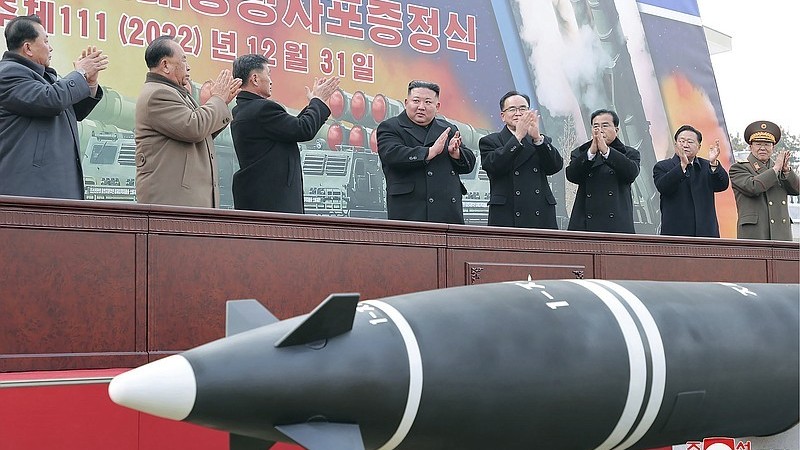 Tổng thống Mỹ Biden nói 'không' về cuộc tập trận hạt nhân chung, Hàn Quốc lập tức ra thông báo mới