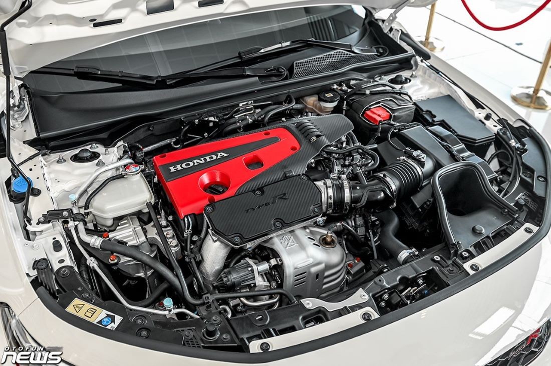 Cận cảnh Honda Civic Type R tại Việt Nam, giá gần 2,4 tỷ đồng Cận cảnh Honda Civic Type R tại Việt Nam, giá gần 2,4 tỷ đồng