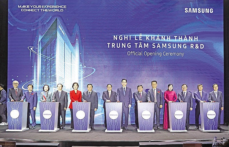 Tập đoàn Samsung khánh thành Trung tâm R&D tại Việt Nam, với quy mô 220 triệu USD Tập đoàn Samsung khánh thành Trung tâm R&D tại Việt Nam, với quy mô 220 triệu USD
