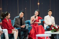 MC-Á hậu Thụy Vân chọn sắc hồng, đỏ trong chương trình Gặp gỡ diễn viên truyền hình