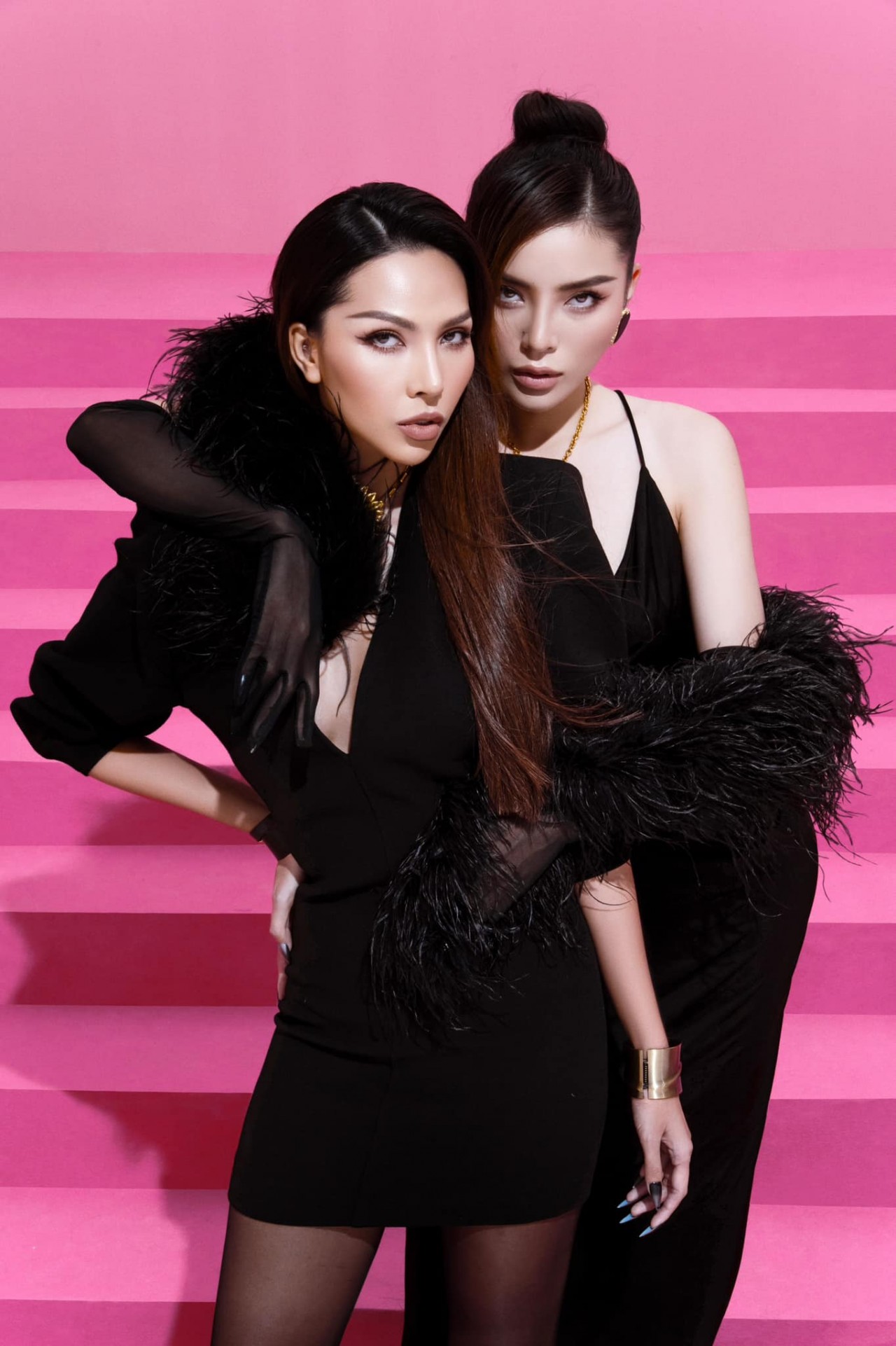 Kỳ Duyên, Minh Triệu nóng bỏng trong bộ ảnh mới