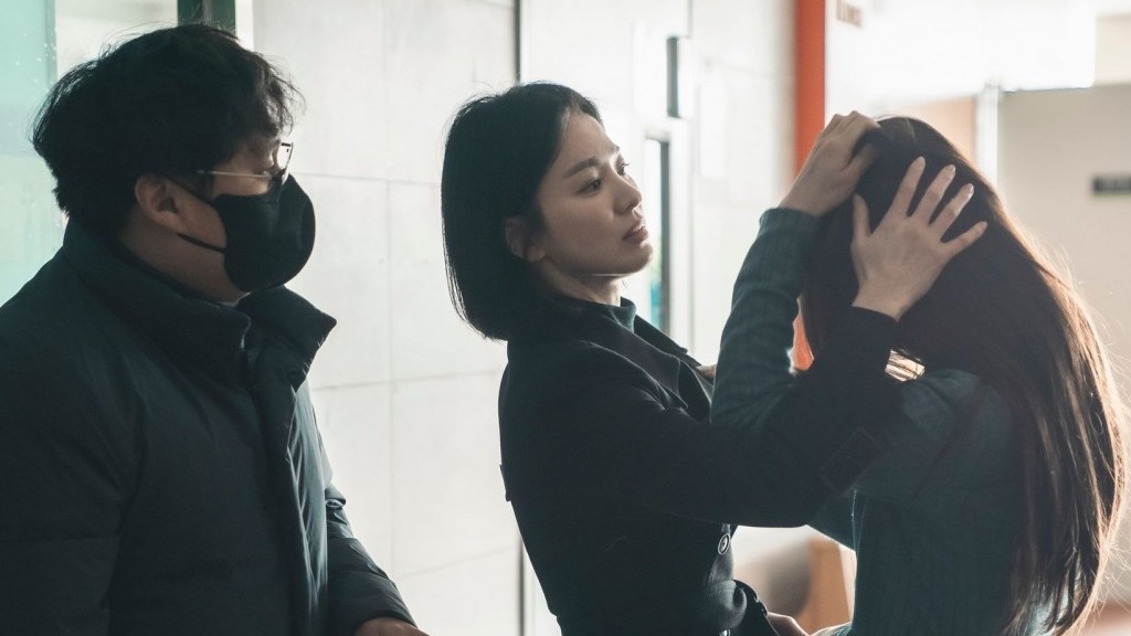 Hậu trường thoải mái 'hết nấc' của Song Hye Kyo và dàn diễn viên phim The Glory