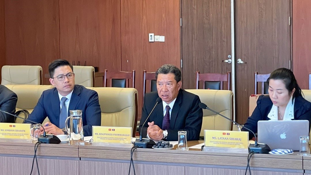 Đồng chí Kingphokeo Phommaxay, Vụ trưởng Vụ Kinh tế, Bộ Ngoại giao Lào.  (Ảnh: Thành Đạt)