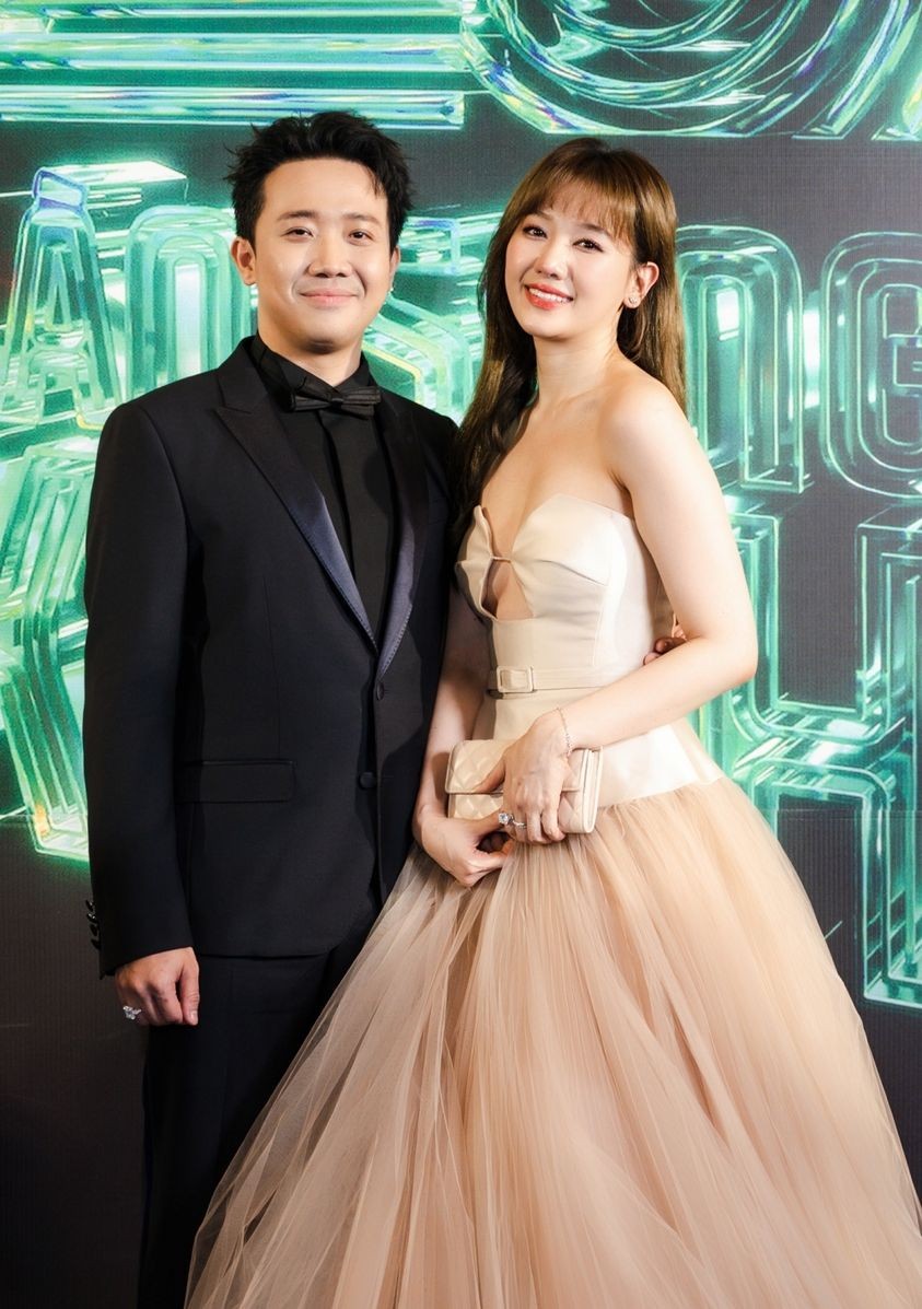 Dàn sao Việt 'đổ bộ' tại thảm đỏ trao giải Làn sóng xanh