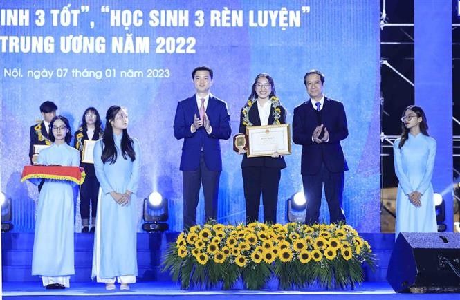 Kỷ niệm 73 năm Ngày truyền thống học sinh, sinh viên và Hội Sinh viên Việt Nam. (Nguồn: TTXVN) Kỷ niệm 73 năm Ngày truyền thống học sinh, sinh viên và Hội Sinh viên Việt Nam. (Nguồn: TTXVN)