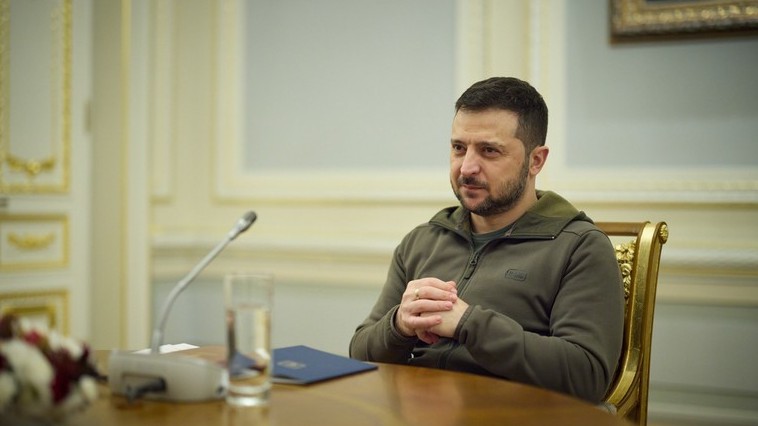 Tình hình Ukraine: Tổng thống Zelensky tung sắc lệnh nhắm thẳng 119 công dân Nga, hơn 13.000 người ở tỉnh miền Đông 'mất' khí đốt