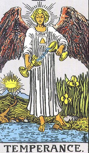 Bói bài tarot hàng ngày: Bạn có phải là cô gái xinh đẹp trong mắt người ấy không? Bói bài tarot hàng ngày: