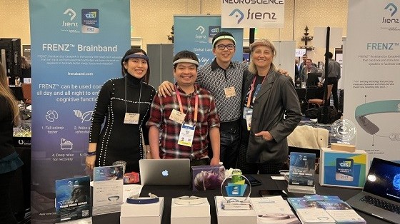 Vòng đeo đầu thông minh cải thiện giấc ngủ của người Việt giành giải thưởng Đổi mới Sáng tạo toàn cầu CES
