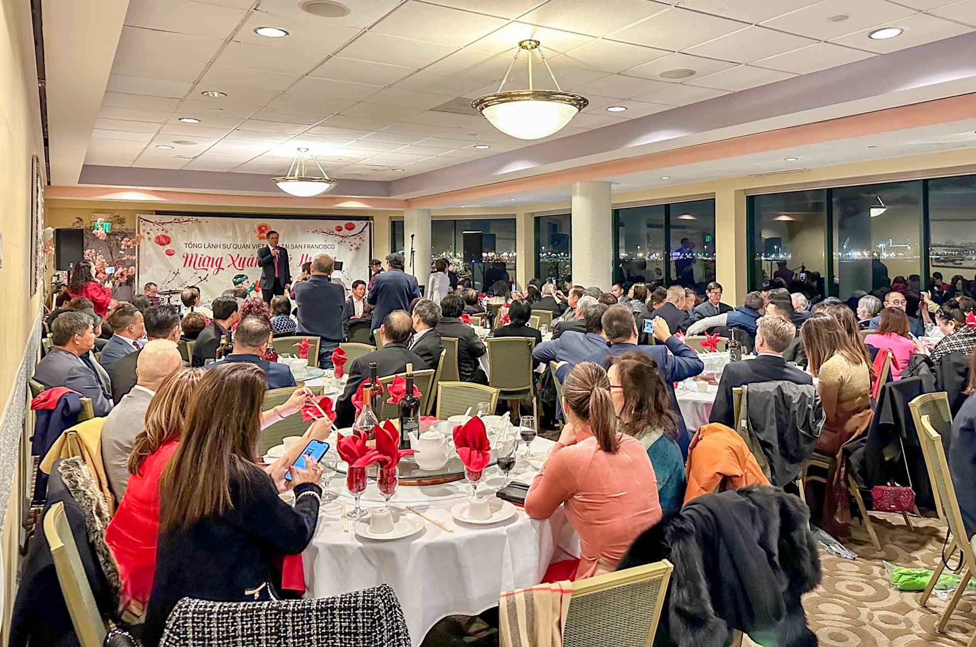 Tổng lãnh sự quán Việt Nam tại San Francisco, Hoa Kỳ đã tổ chức chương trình Xuân Quê hương mừng xuân Quý Mão 2023. Tổng lãnh sự quán Việt Nam tại San Francisco, Hoa Kỳ đã tổ chức chương trình Xuân Quê hương mừng xuân Quý Mão 2023.