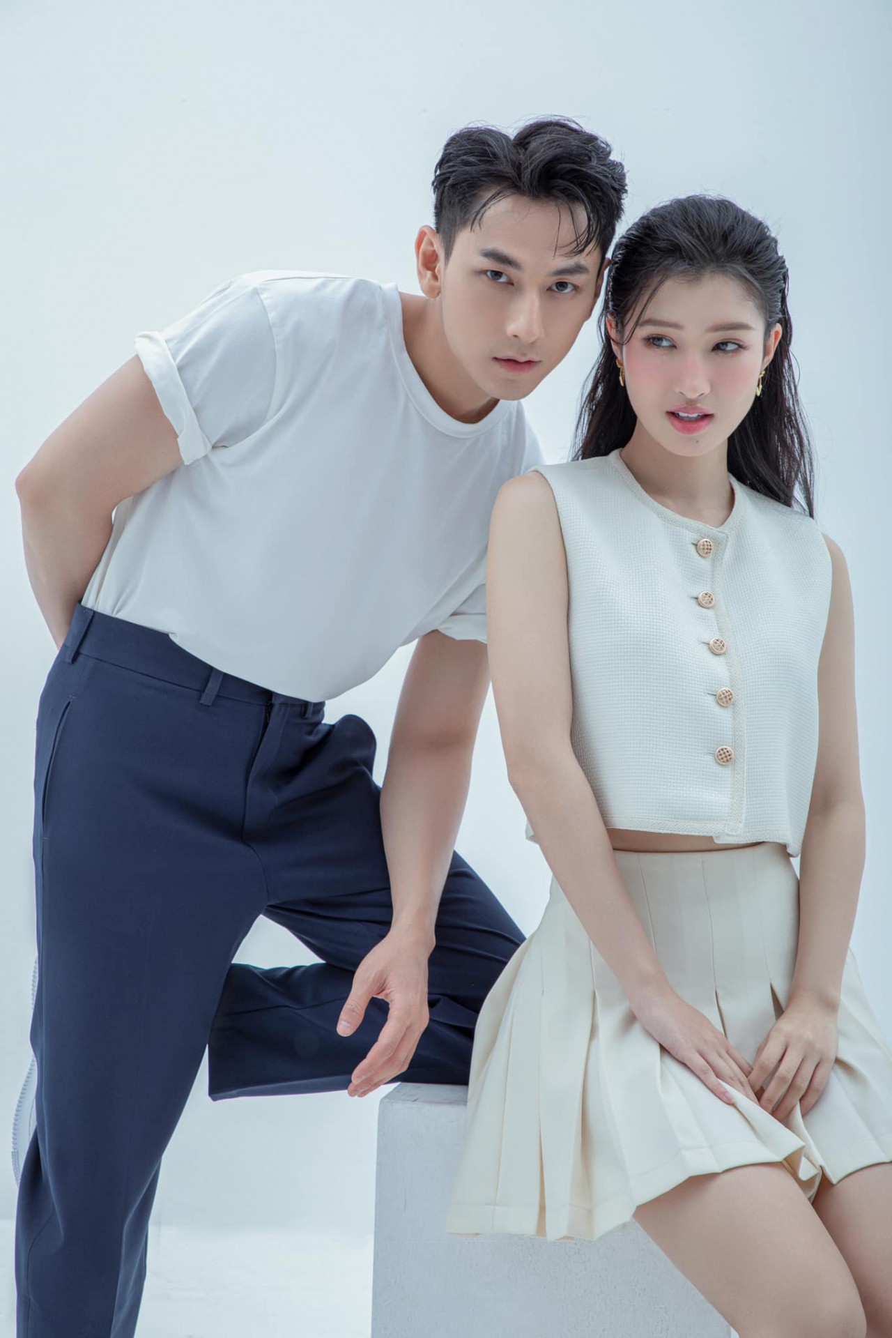 Cùng ngắm bộ ảnh tình tứ với Á hậu Phương Nhi và Isaac