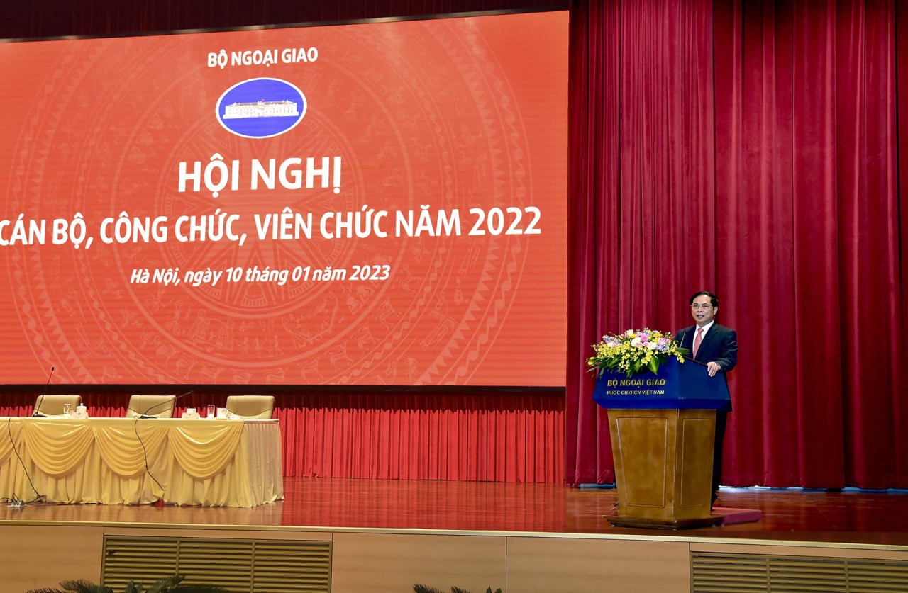 Đoàn kết, sáng tạo, kỷ cương, bản lĩnh, vượt mọi thách thức, phát huy vai trò tiên phong của đối ngoại trong giai đoạn phát triển mới của đất nước