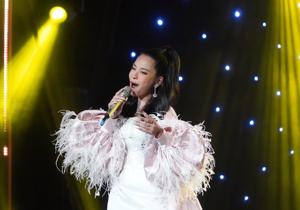 Nhan Phúc Vinh, Ninh Dương Lan Ngọc bất ngờ đoạt giải Mai Vàng Nhan Phúc Vinh, Ninh Dương Lan Ngọc bất ngờ đoạt giải Mai Vàng