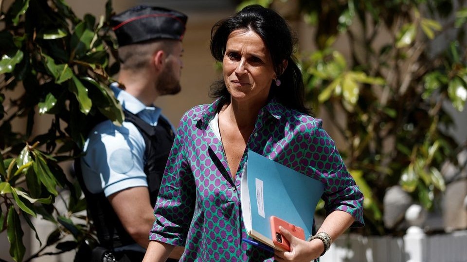 Bất chấp quan hệ đang xấu đi, Pháp khẳng định sẽ không từ bỏ quốc gia Tây Phi này