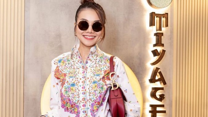 Sao Việt: Thanh Hằng 'hack tuổi' với áo sơ mi, Thiên Ân đẹp sắc sảo