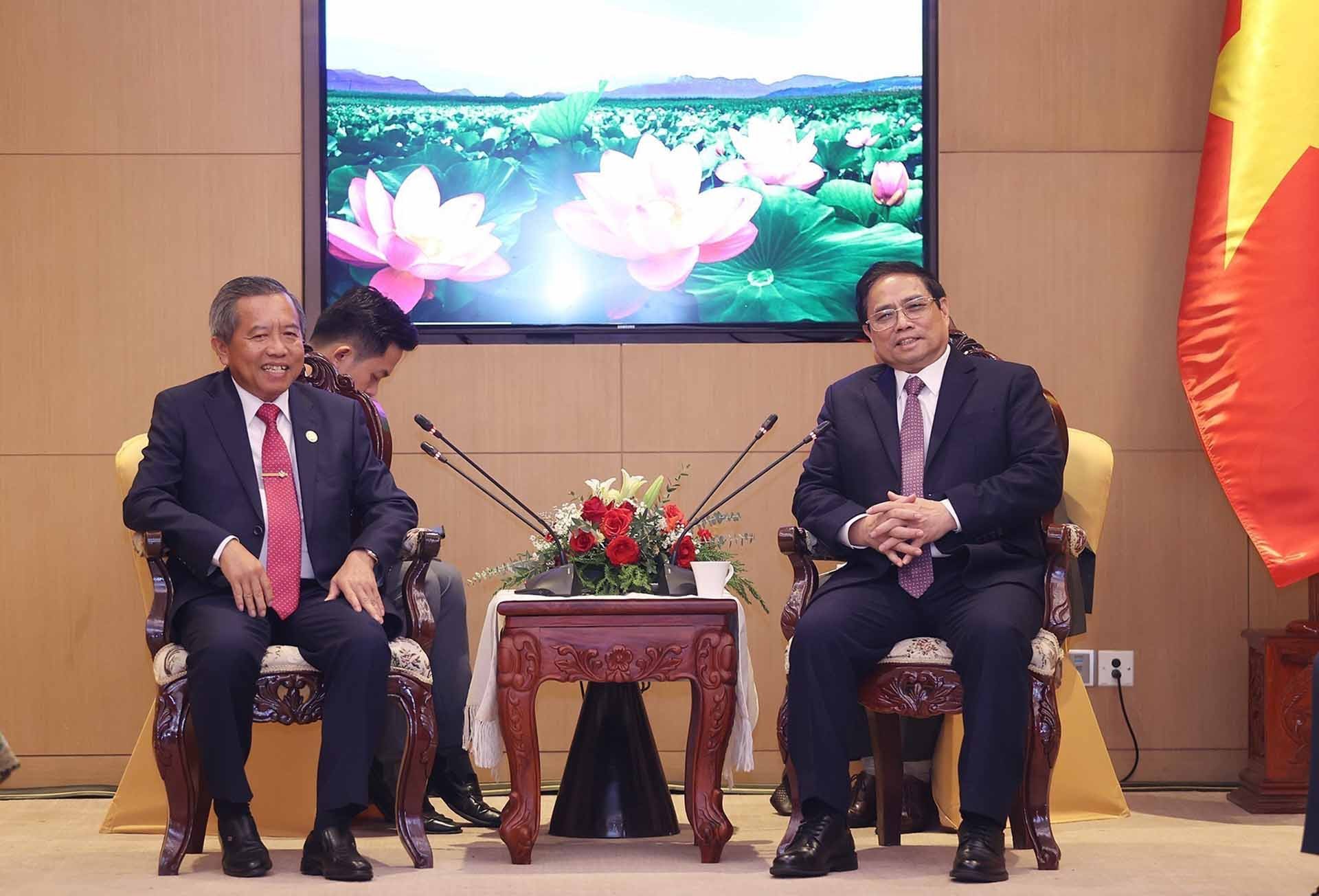 Thủ tướng Phạm Minh Chính tiếp Chủ tịch Hội hữu nghị Lào-Việt Nam Boviengkham Vongdara. (Nguồn: TTXVN)