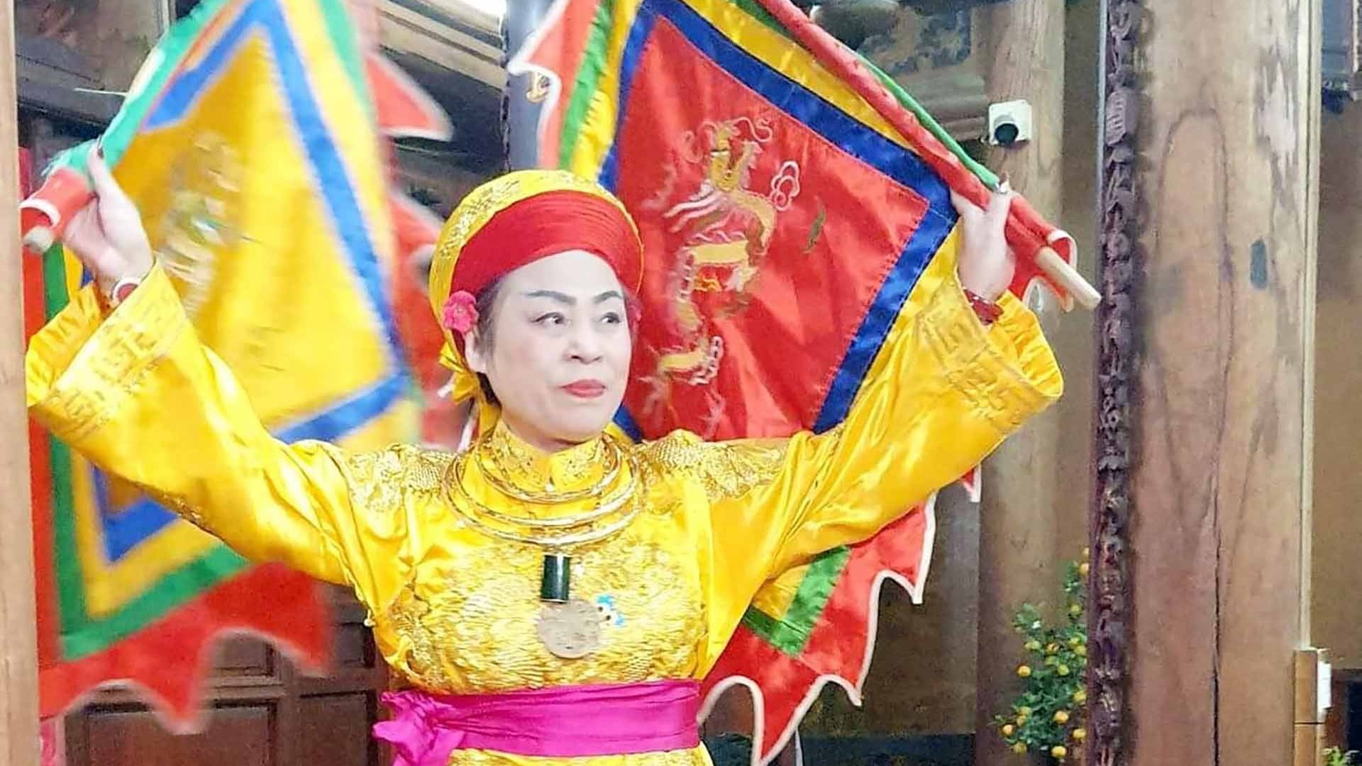 Ngày Xuân, mạn đàm về Mẫu