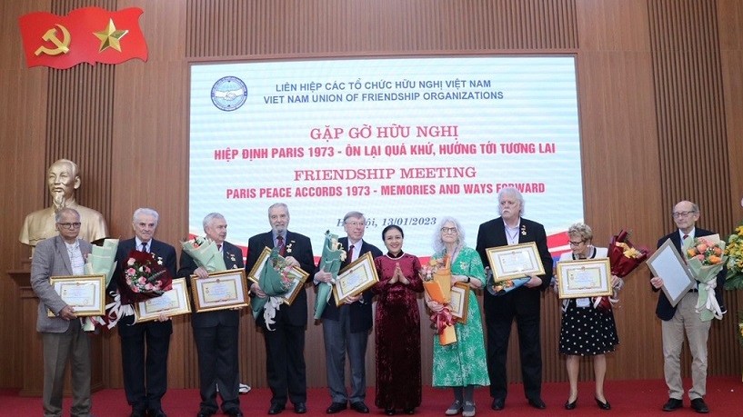 Gặp gỡ hữu nghị những nhân chứng lịch sử nhân 50 năm ngày ký Hiệp định Paris
