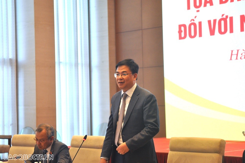 (01.13) Thứ trưởng Ngoại giao Phạm Quang Hiệu phát biểu tại Tọa đàm. (Ảnh: Minh Quân)