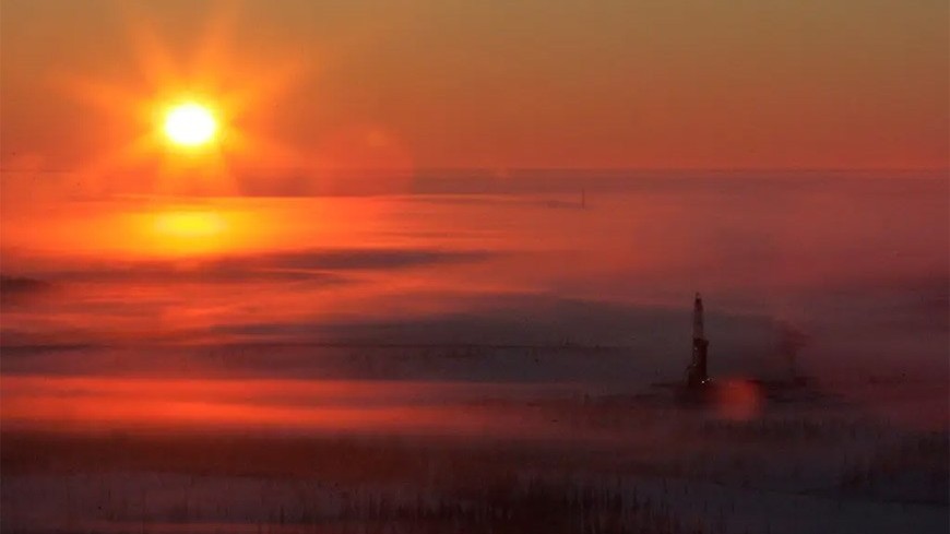 Giá xăng dầu hôm nay 14/1: Đà tăng tốt; giá trong nước sẽ được duy trì đến ngày 1/2