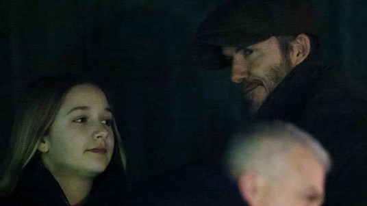David Beckham tới sân cổ vũ cậu hai Romeo