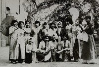 Hiệp định Paris, sự ủng hộ của một cộng đồng mạnh