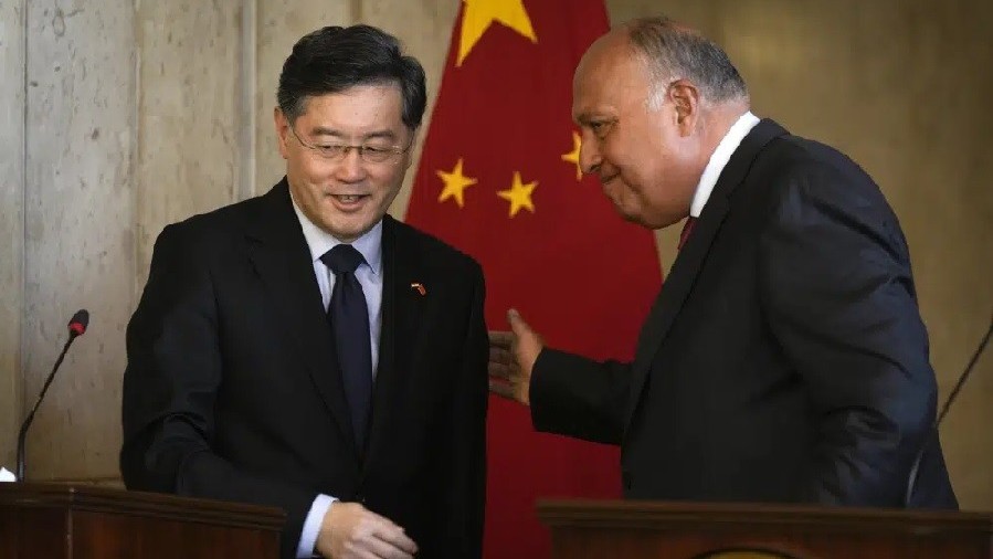 Tân Ngoại trưởng Trung Quốc Tần Cương lần đầu tới Ai Cập