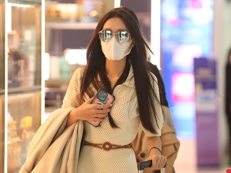 AFF Cup 2022: Bạn gái Doãn Hải My sang Thái Lan cỗ vũ Văn Hậu thi đấu