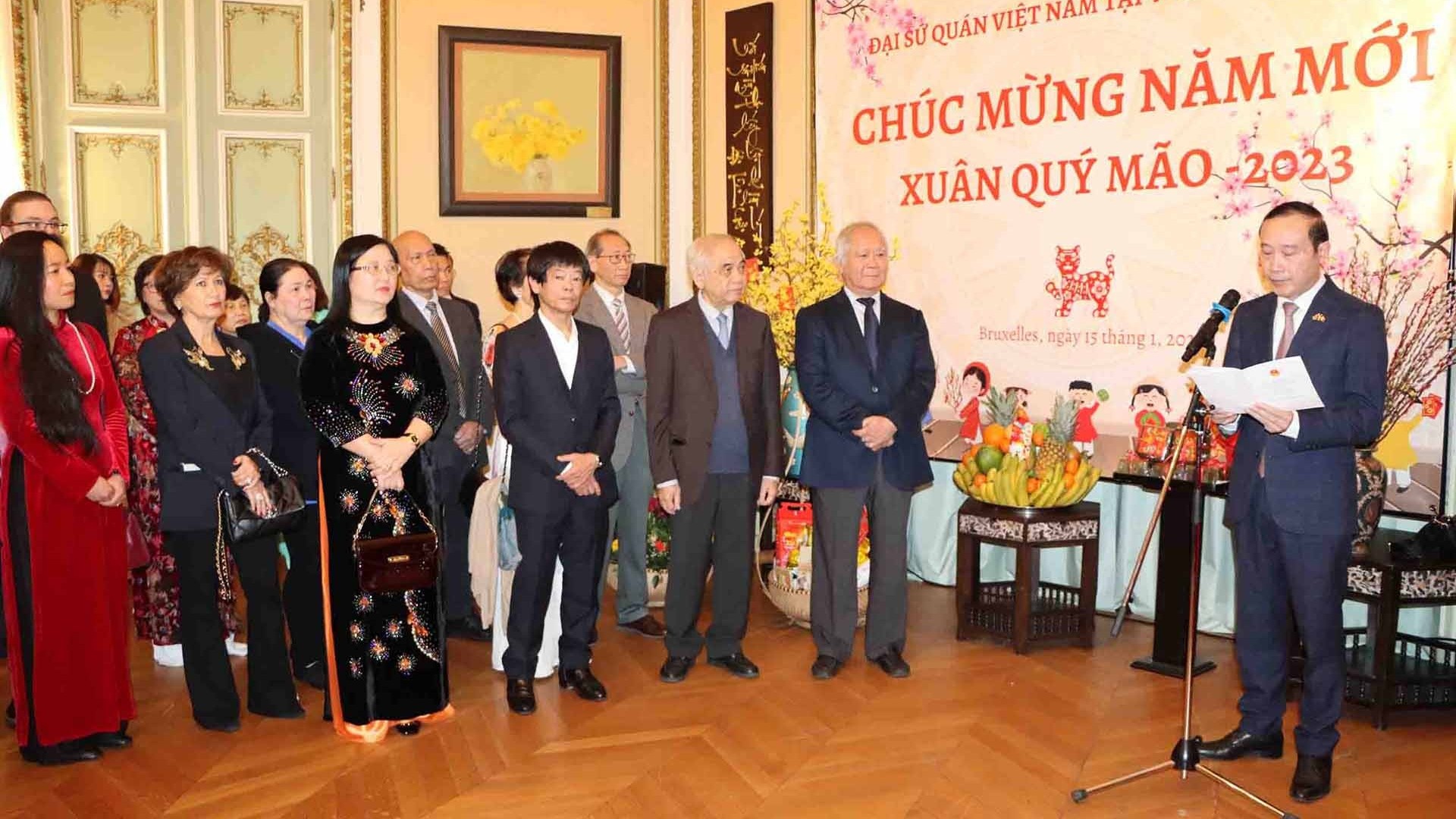 Trang trọng và đậm đà bản sắc dân tộc Tết cộng đồng mừng Xuân Quý Mão 2023 tại Bỉ