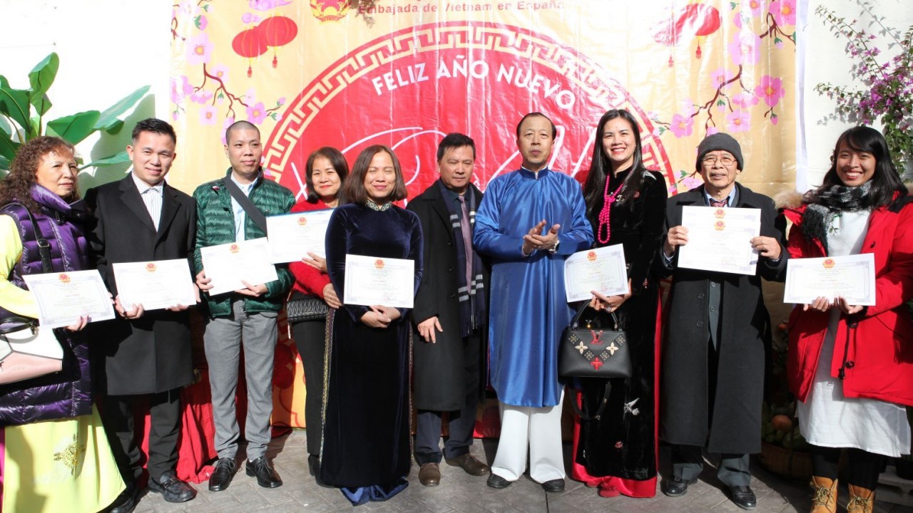 Cộng đồng người Việt Nam tại Tây Ban Nha vui Xuân đón Tết, gắn kết yêu thương