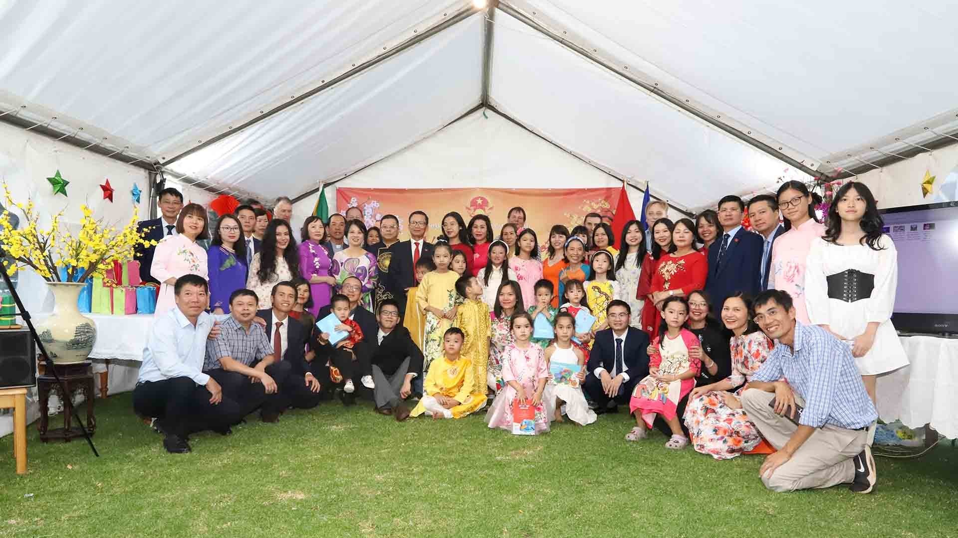 Đầm ấm, vui vẻ và đầy hương vị Tết tại Xuân Quê hương 2023 ở Nam Phi