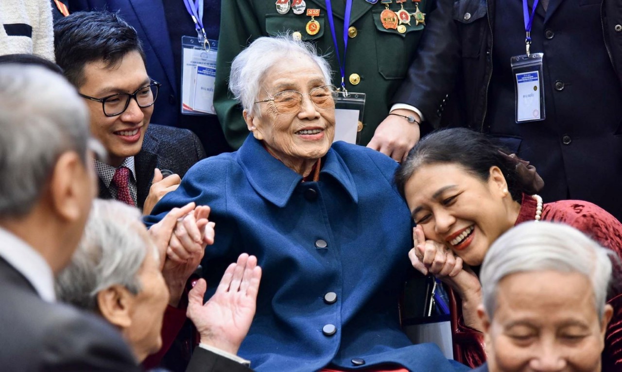 Bà Nguyễn Thị Bình tại Lễ kỷ niệm 50 năm ngày ký Hiệp định Paris. (Ảnh: Nguyễn Hồng) Bà Nguyễn Thị Bình tại Lễ kỷ niệm 50 năm ngày ký Hiệp định Paris. (Ảnh: Nguyễn Hồng)