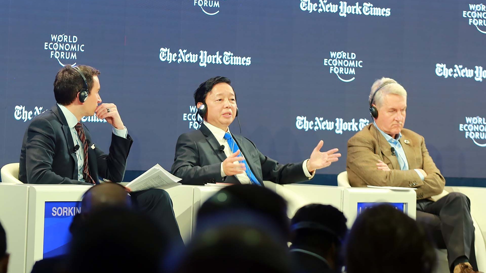 Phó Thủ tướng Trần Hồng Hà tiếp tục dự các hoạt động  trong khuôn khổ tham dự WEF Davos