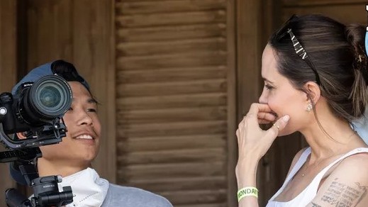 Pax Thiên chọn công việc họa sĩ game