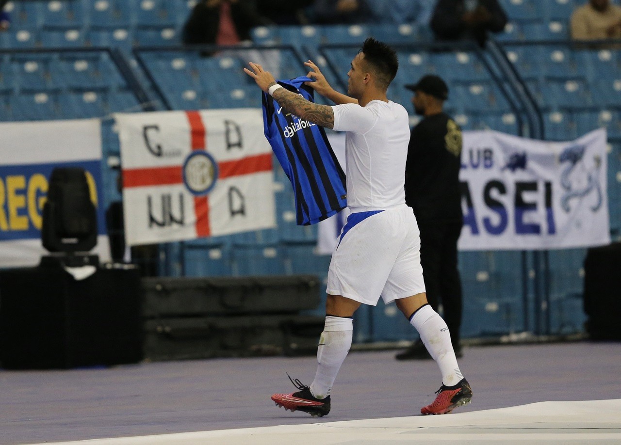 AC Milan lần thứ 7 đoạt Siêu cup Italy